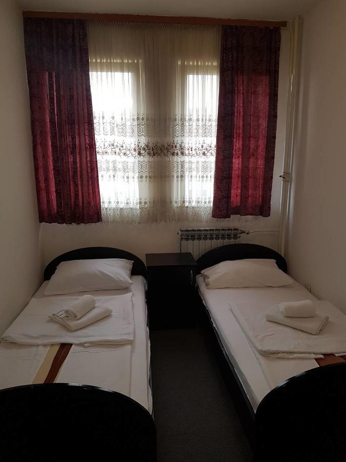 Motel Luxor Visoko Eksteriør bilde